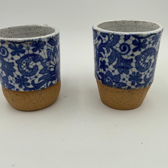 (2) Handcrafted Blue and White Floral Transferware White Speckled Coffee Mugs - Picture 8 of 13